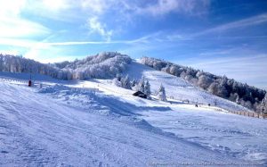 la station des sport d'hiver -La-Planche-des-Belles-Fille-en-Hiver